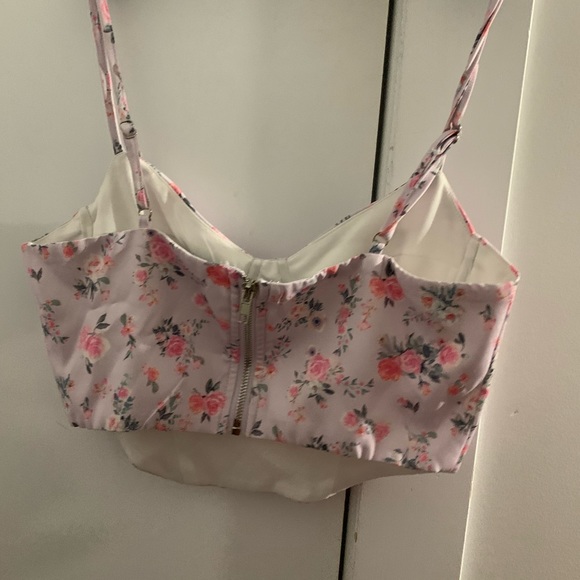 WHITEFOX FLORAL CORSET BUSTIER STYLE TANK 🤍 girly princess vibes - Picture 6 of 9